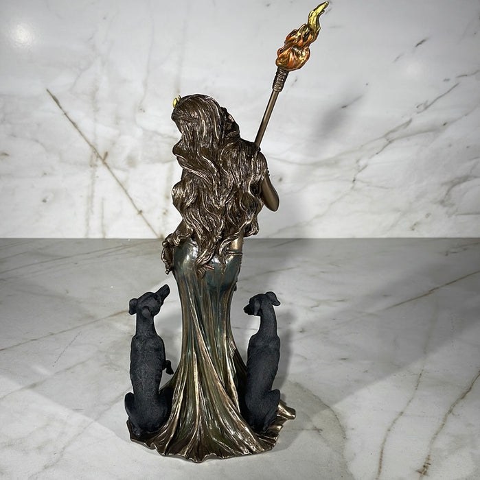hecate-statue-back