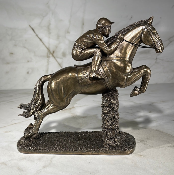 race horse statue 