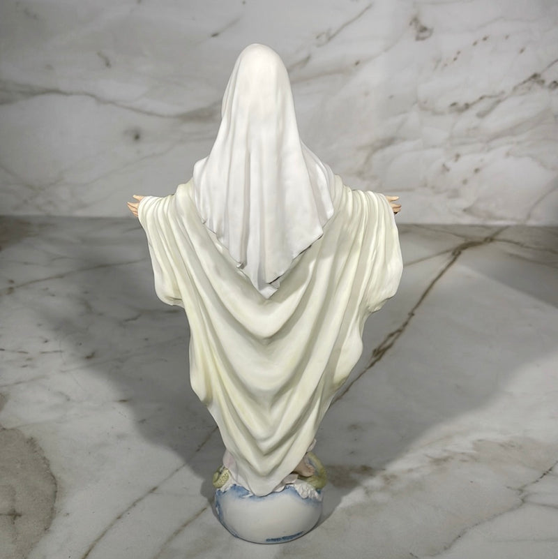 lady of grace statue details 