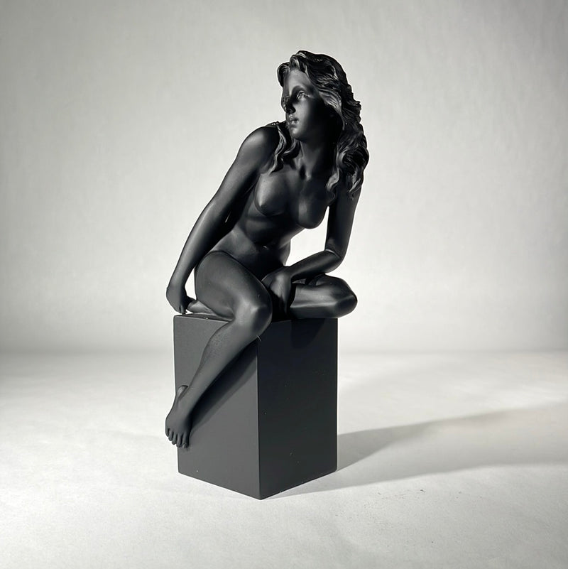 Jasmine- Female Nude Statue, Black