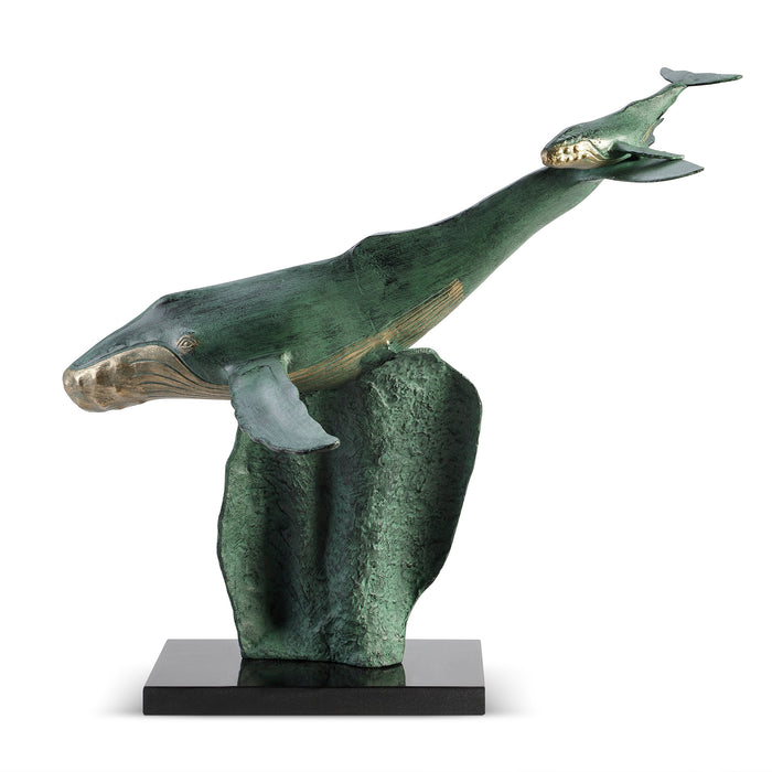 Diving Lesson Humpback Whale Statue Side View