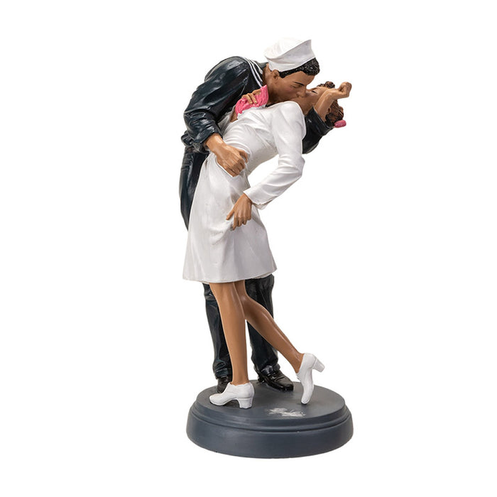 Navy Sailor Kissing Nurse Statue