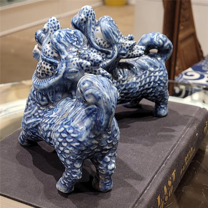 Chinese Blue & White Porcelain Foo Dogs Statue Set of 2-5"H