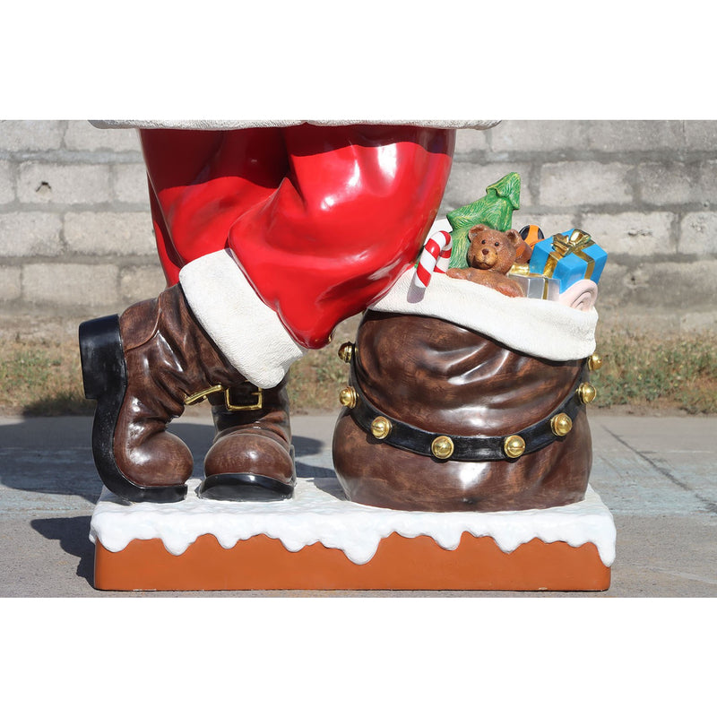 Giant Santa Claus Statue