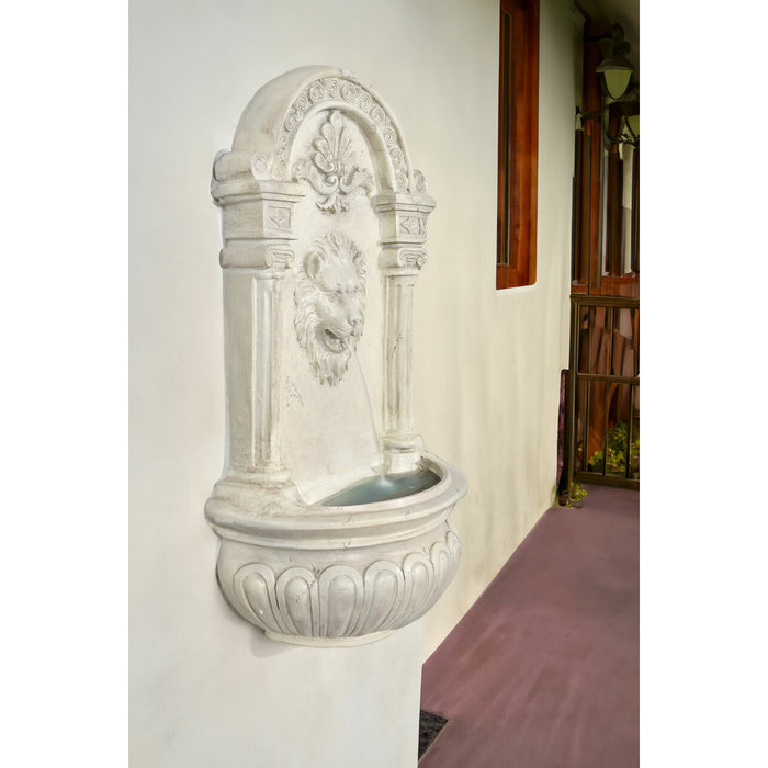 Kingly Lion Wall Fountain
