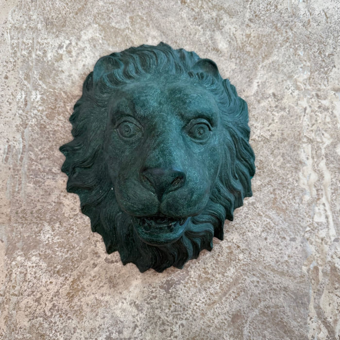Lion Head Wall Fountain