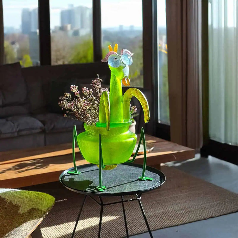 Mrs Mantis Art Glass Bowl by Borowski