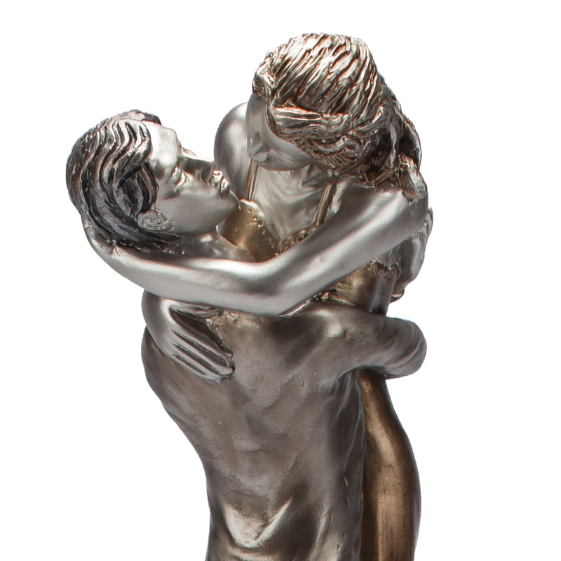 The Kiss - Modern Couple Sculpture