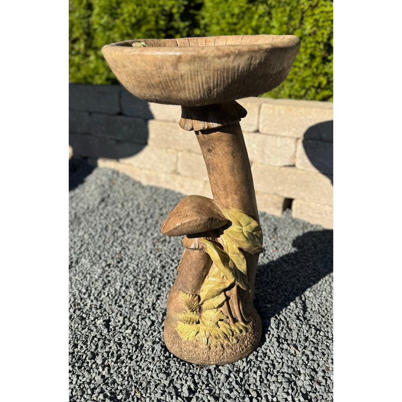Frog on Mushroom Birdbath-Cast Stone