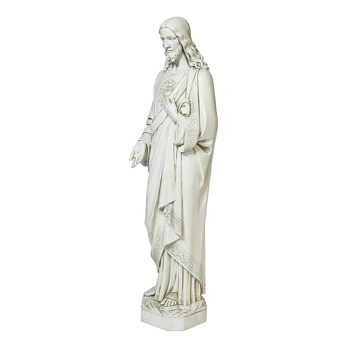 Sacred Heart of Jesus Statue