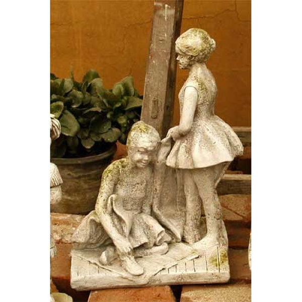 Ballerinas Garden Statue