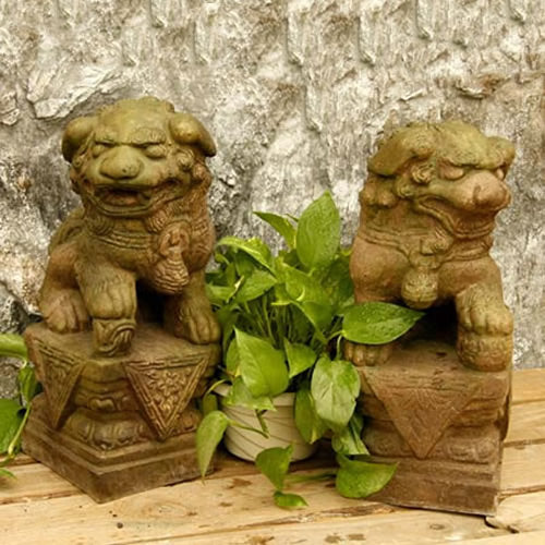Dynasty Lion Statue Set