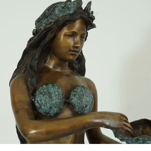 Mermaid Holding Shell Bronze Fountain