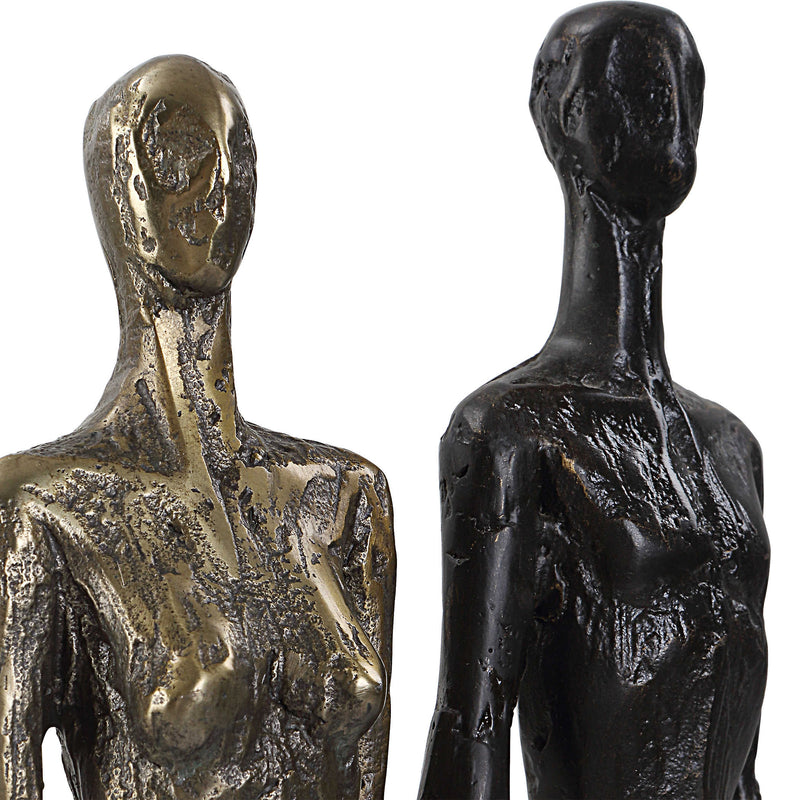 Trust in Love-Modern Couple Sculpture