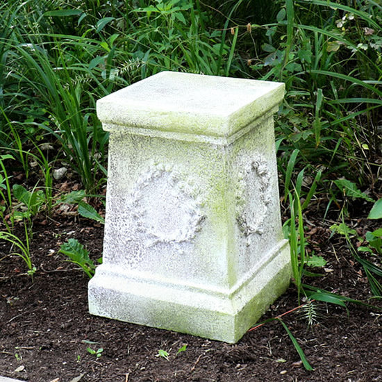 Wreath Pedestal