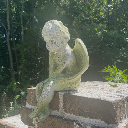 Sitting Cherub Garden Statue 12 Inch