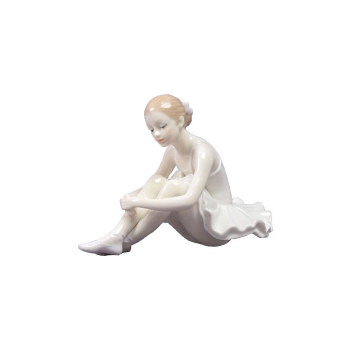 Contemplation Ballerina Statue, Lilac