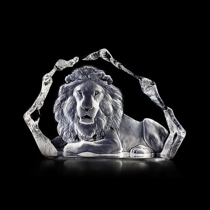 Crystal Lion Sculpture I by Mats Jonasson