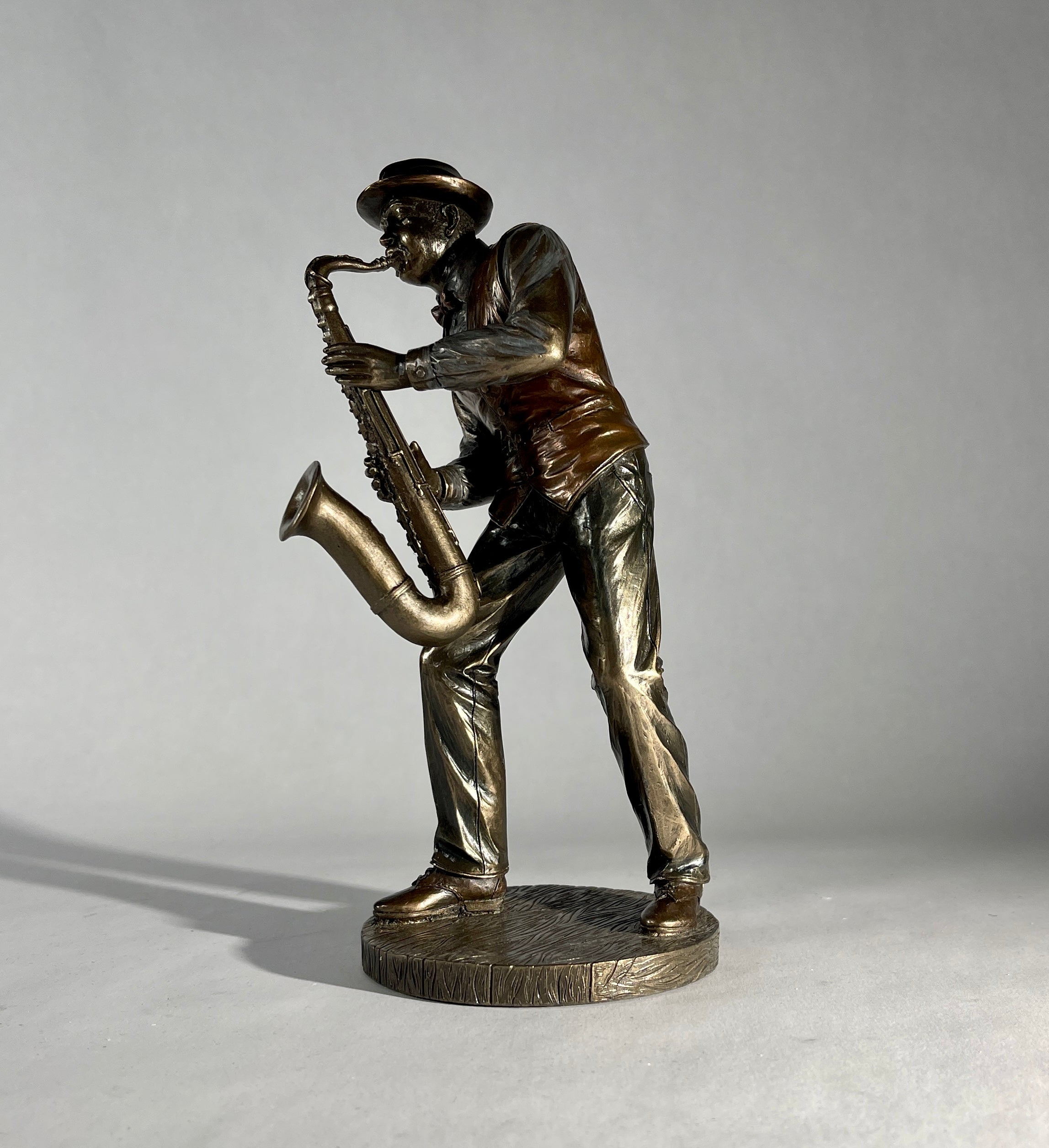 Jazz Band - Saxophone Player Statue — AllSculptures Jazz Band - Saxophone Player Statue — AllSculptures