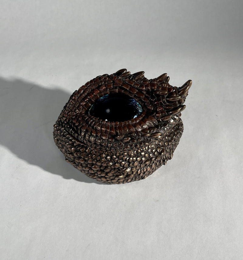 Thorny Scale Dragon Eye Trinket Box