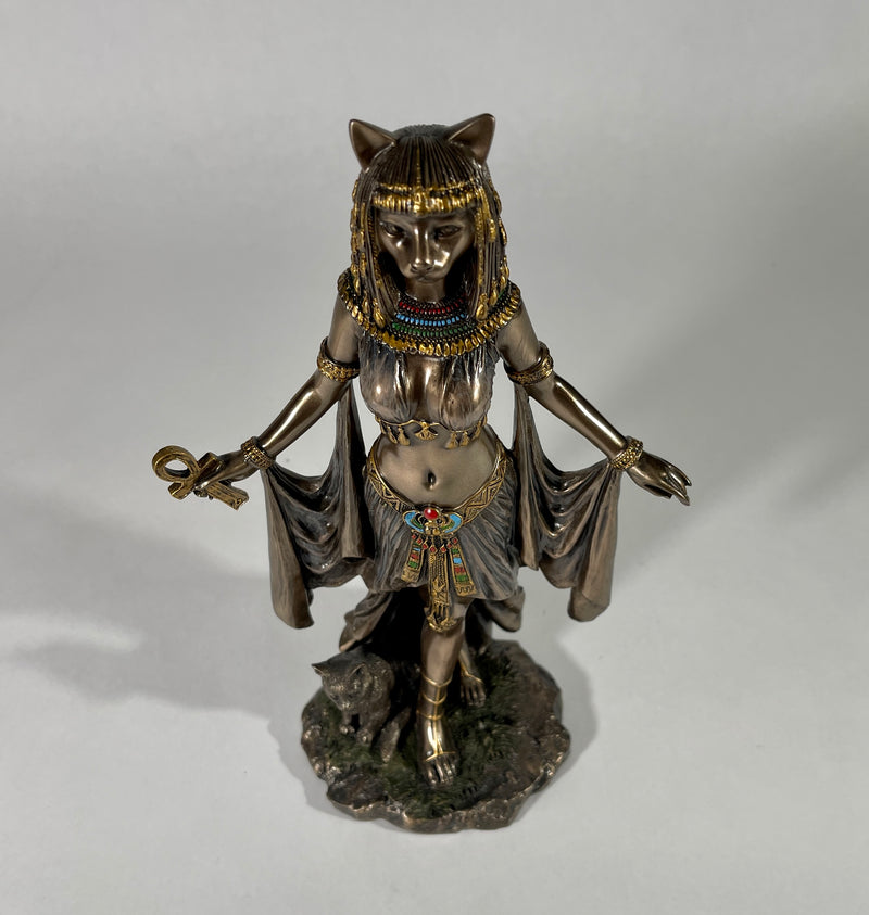 bastet statue