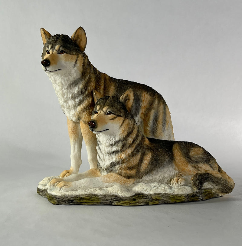 Wolf Pack Sculpture