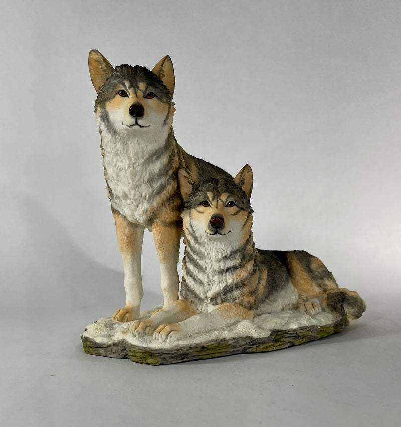 Wolf Pack Sculpture