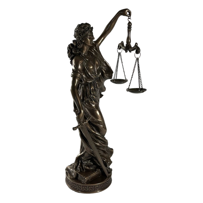 La Justicia Statue - Scale In Left Hand