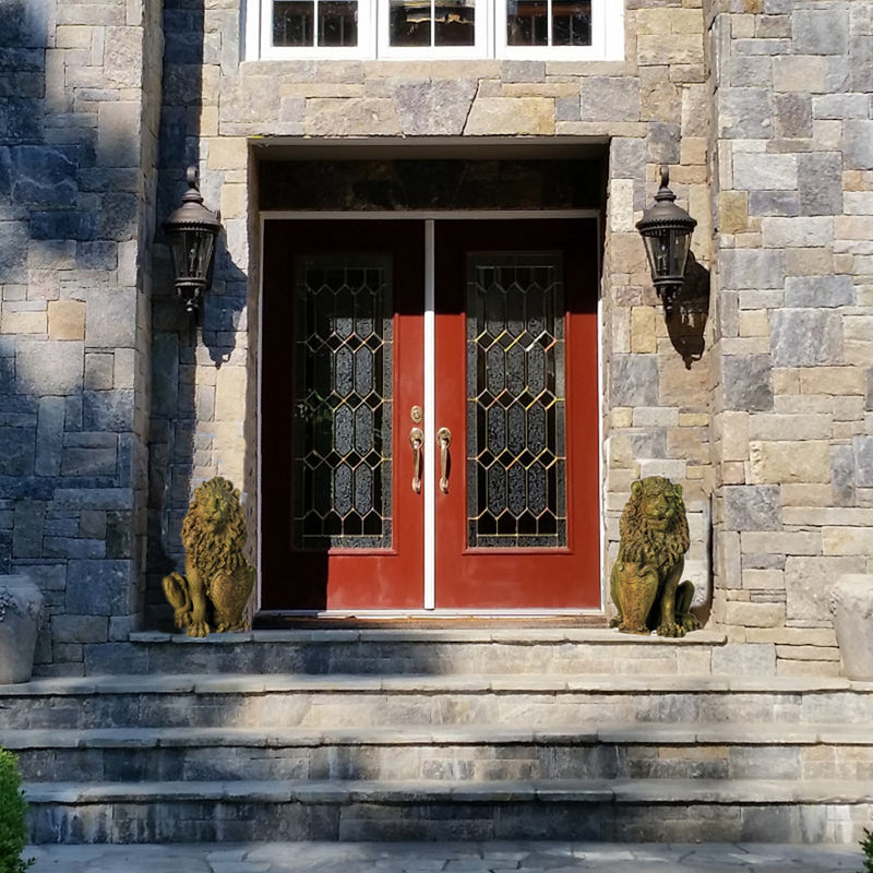 Richelieu Outdoor Garden Lions Sculpture Pair