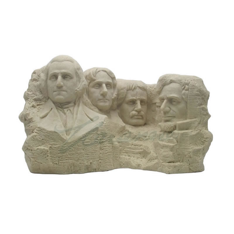 Mount Rushmore Statue