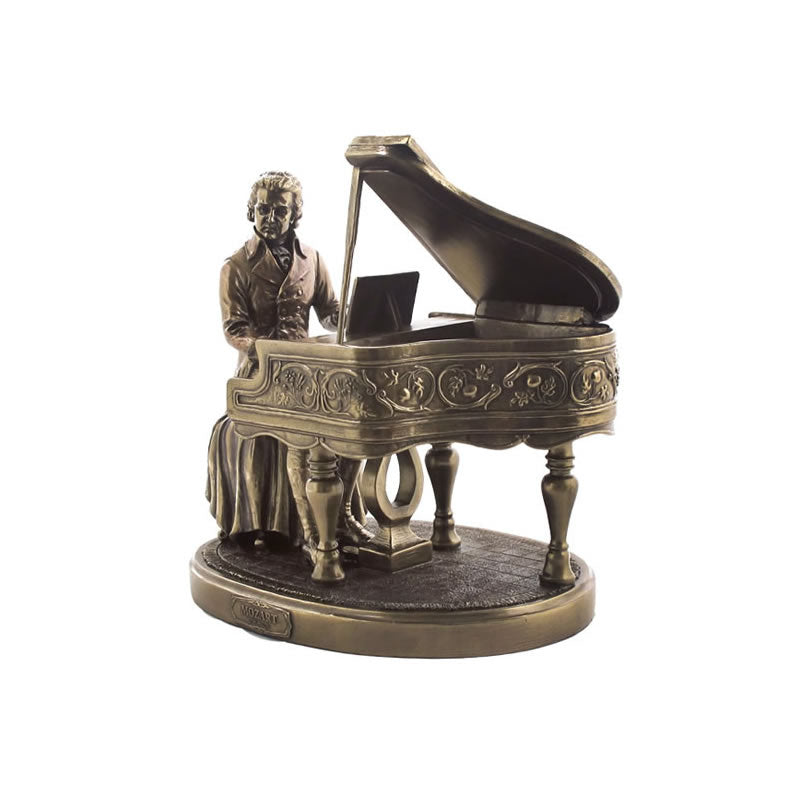 Mozart Sculpture