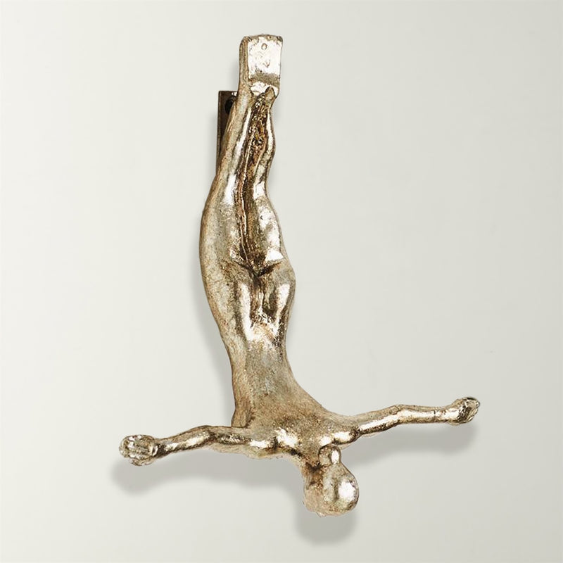 Silver Wall Diver Female