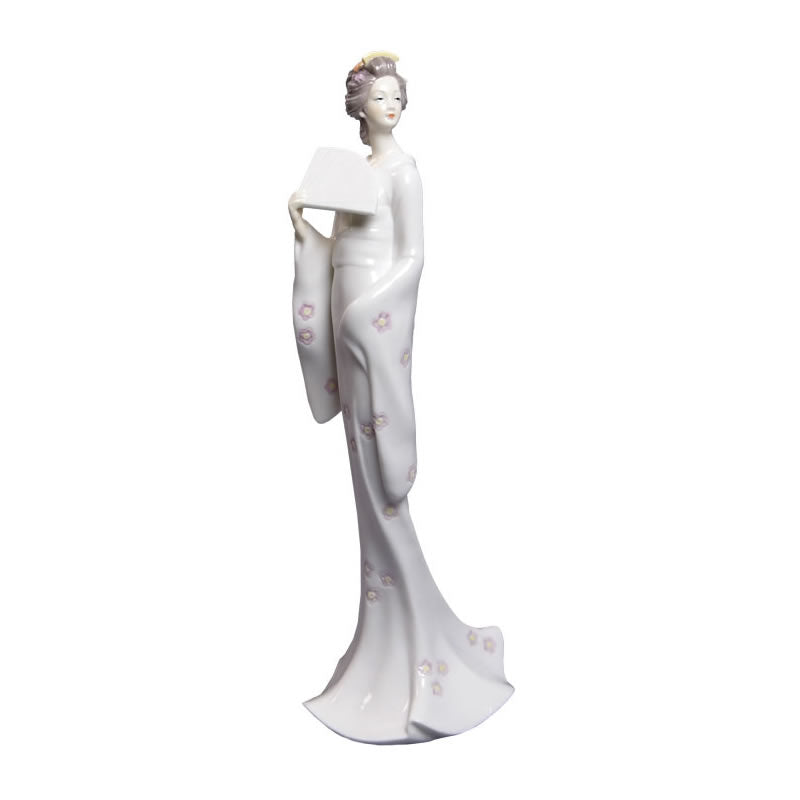 Splendor- Geisha Statue
