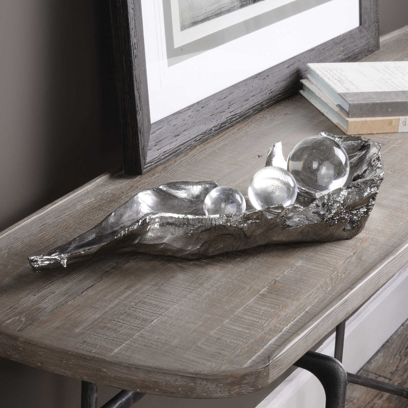 Three Peas In A Pod Modern Sculpture