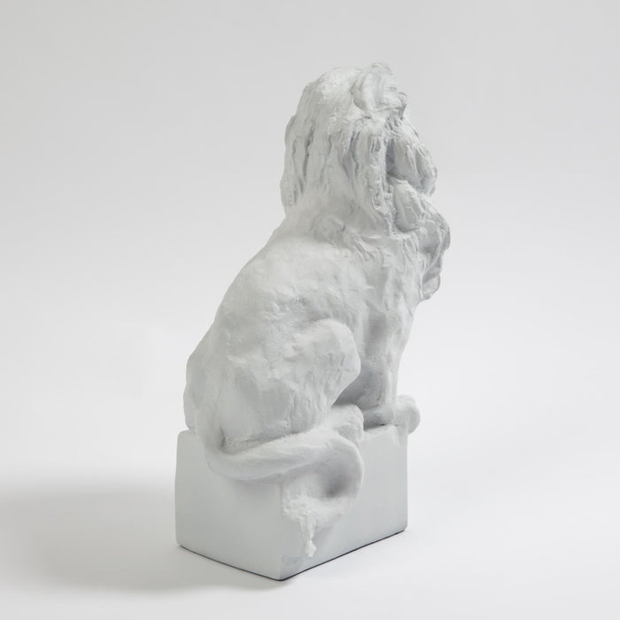 White Lion Sculpture 3